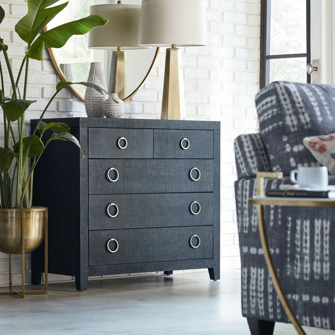 Bassett Ventura BEDRCHES1258 Transitional Raffia FiveDrawer Chest